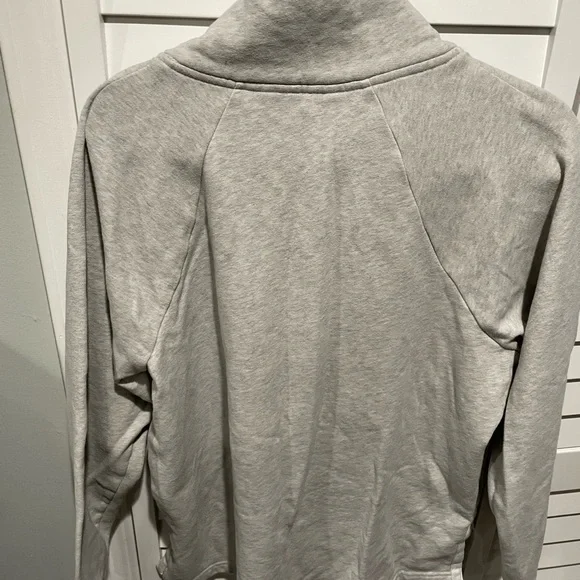 Abercrombie & Fitch Light Gray Cowl Neck Sweater - Picture 5 of 5